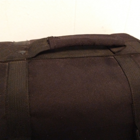 SOLD Nikon Camera Bag Padded Black - Picture 10 of 10